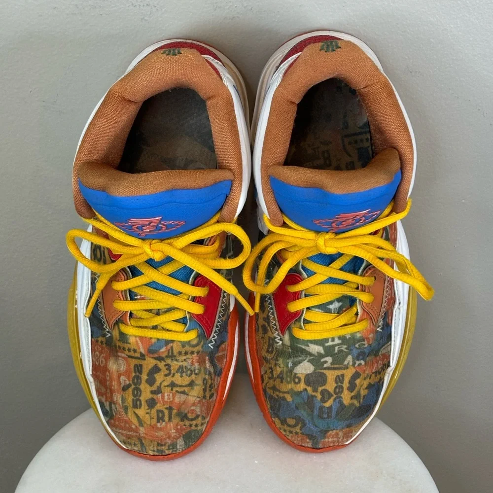 NIKE Kyrie Infinity Basketball‎ Shoe Sneakers White Orange Blue Boys Men's 5.5